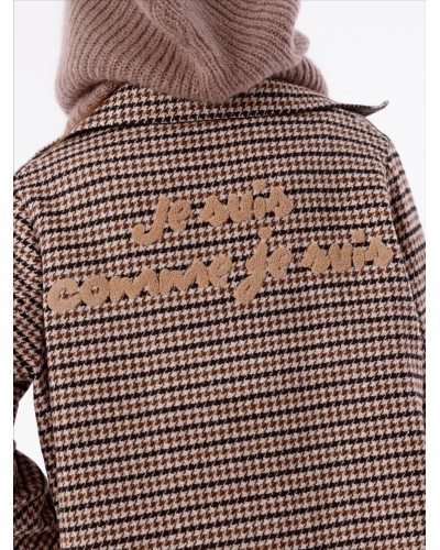 Płaszcz w pepitkę z beżowym napisem na plecach By o la la...! chocomus