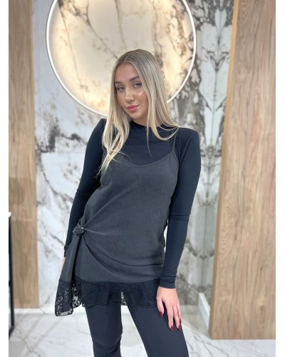 Halka z koronkowym wykończeniem By o la la...! czarna