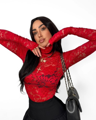 Koronkowy golf La Milla czerwony