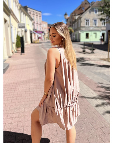 Sukienka z dekoltem w szpic By o la la...! kakao