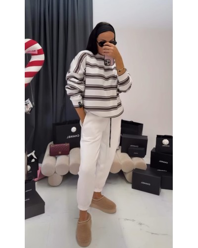 Spodnie dresowe ocieplane La Milla śmietankowe