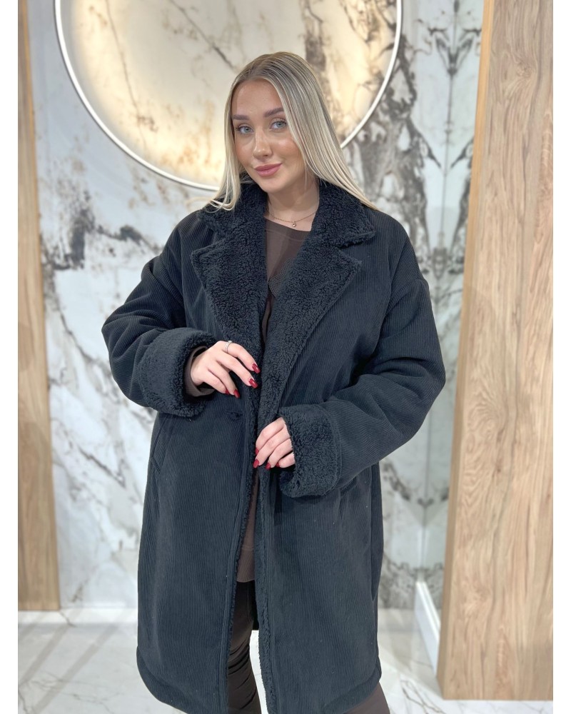 Kożuch sztruksowy By o la la...! czarny