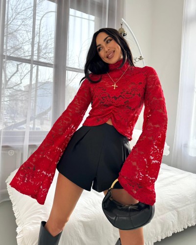 Nowa bluzka koronkowa La Milla czerwona
