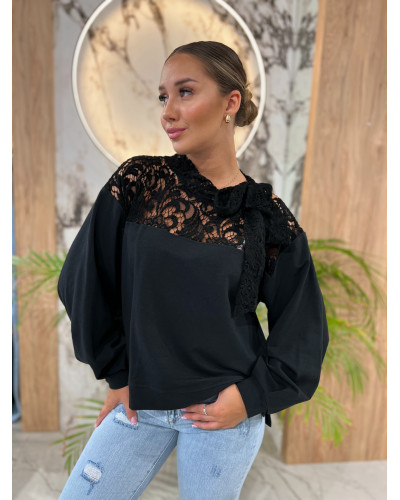 Bluza z koronkowym wiązaniem By o la la...! czarna