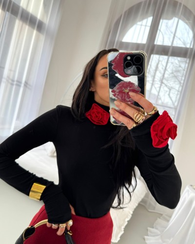 Golf z różami La Milla czarny z czerwonym