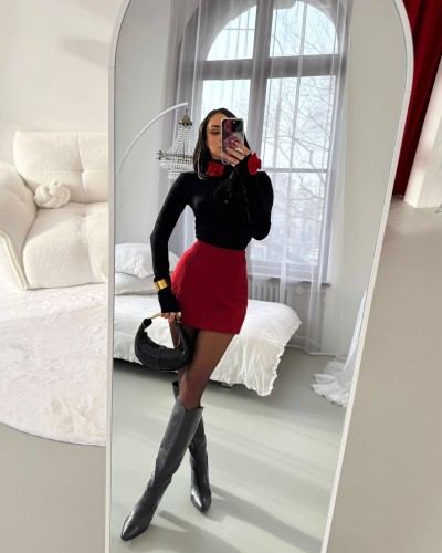 Golf z różami La Milla czarny z czerwonym