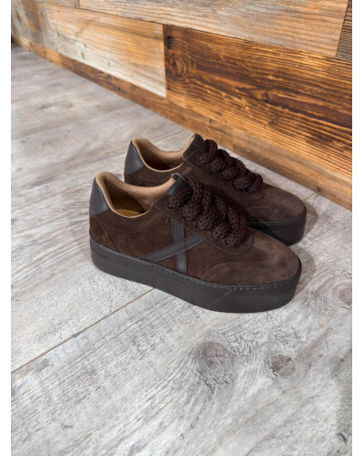 Sneakersy z plecioną sznurówką By o la la...! czekoladowe