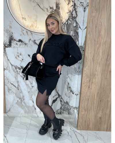 Sukienka dresowa z naszytym logo By o la la...! czarna