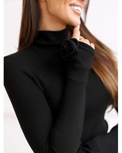 Golf z różyczkami na rękawach By o la la...! czarna