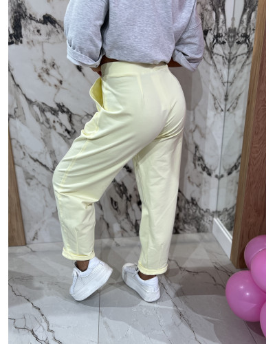 Spodnie dresowe z etykietą By o la la...! sunshine