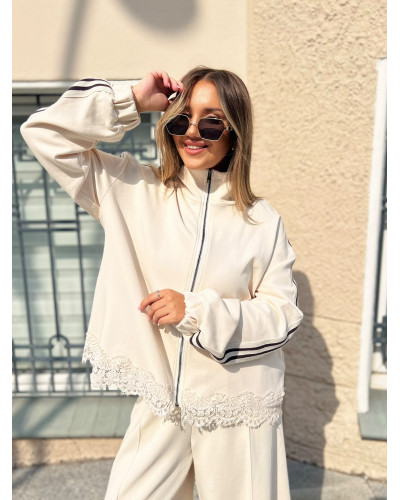 Bluza z koronkowym wykończeniem Belle beżowa