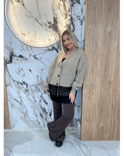 Kardigan z koronkowym wykończeniem By o la la...! beżowy