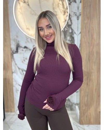 Golf z różyczkami na rękawach By o la la...! śliwkowy