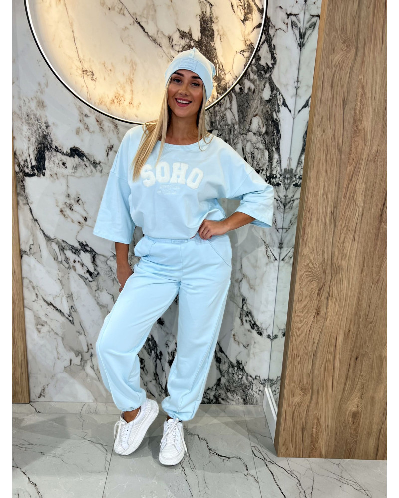 Spodnie dresowe z przeszyciem By o la la...! blue mint