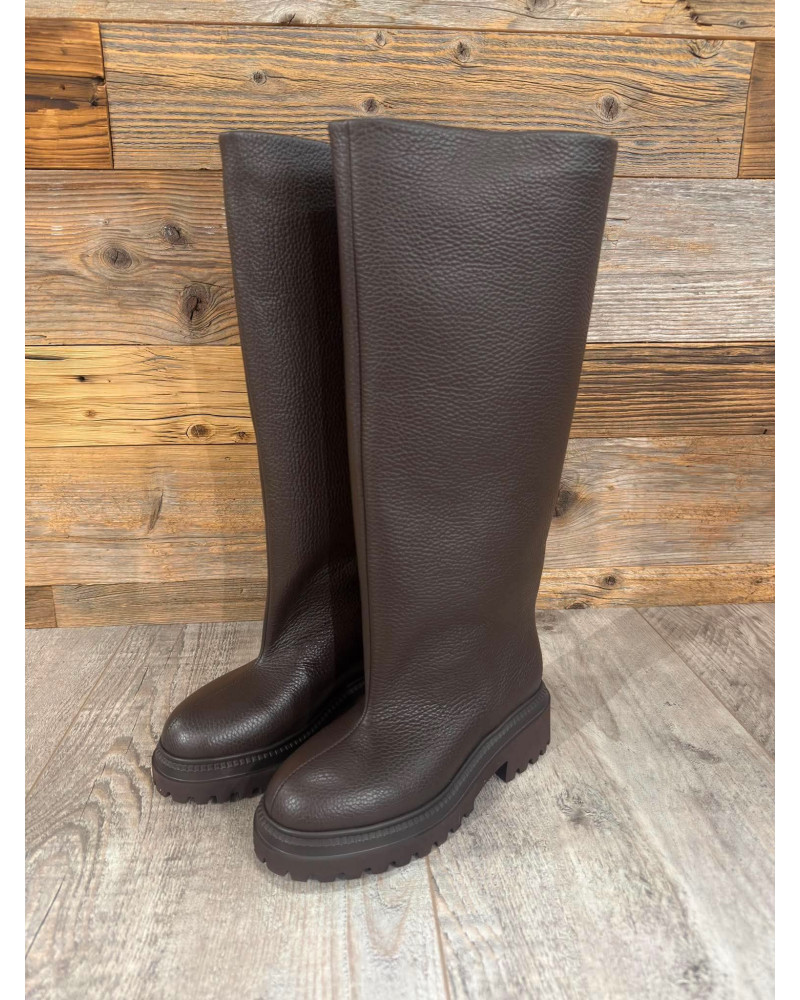 Kozaki z szeroką cholewką By o la la...! czekoladowe