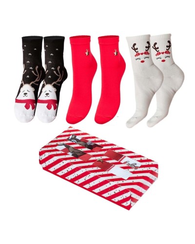 Zestaw świątecznych skarpetek z niedźwiedziem