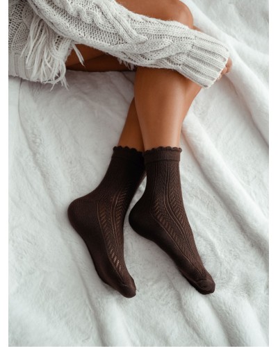 Skarpetki ażurowe w jodełka czekoladowe