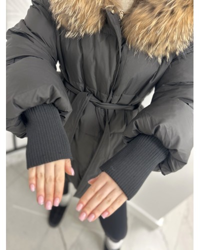 Kurtka taliowana z kapturem czarna