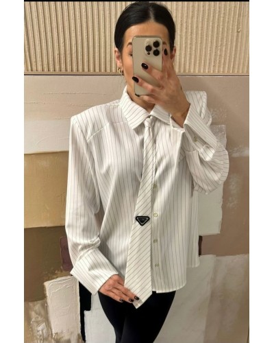Koszula z krawatem w paski La Milla biała