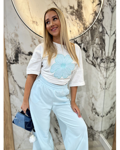 Spodnie dresowe z szeroką nogawką By o la la...! blue mint