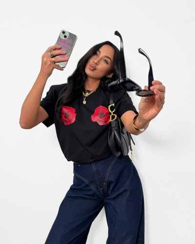 T-shirt oversize z różami La Milla czarny