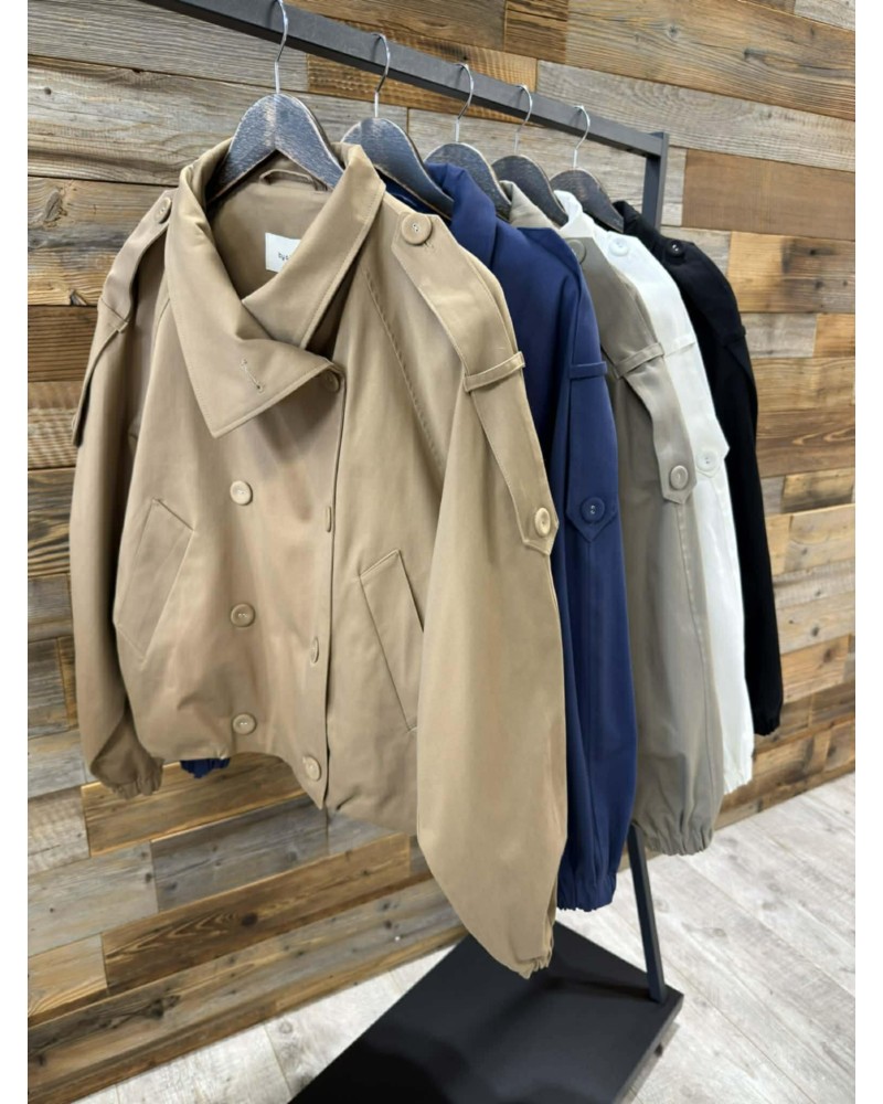 Krótki płaszcz drelichowy By o la la...! śmietanowy