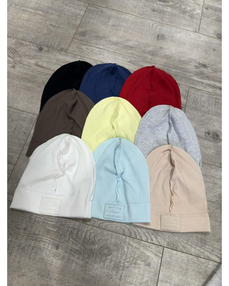 Czapka prążkowana z przeszyciem By o la la...! kakao