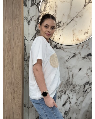 T-shirt z haftem BOHO By o la la...! śmietanowy