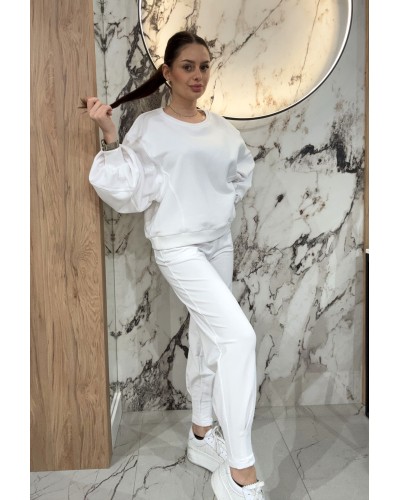 Spodnie dresowe z wywijaną gumką By o la la...! śmietanowe