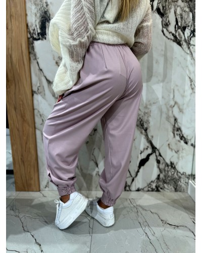 Eleganckie spodnie z medalikiem By o la la...! pudrowy róż