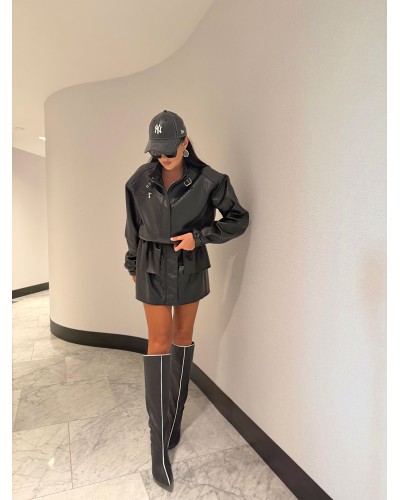 Bomberka z klamerkami na rękawie La Milla czarna