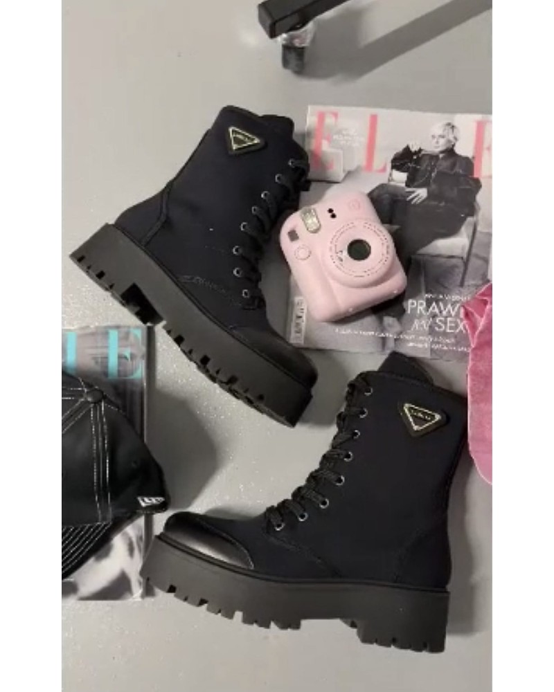 Workery z trójkątnym logo La Milla czarne