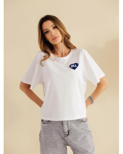 T-shirt z logowanym serduszkiem By o la la...! biały z jeansem