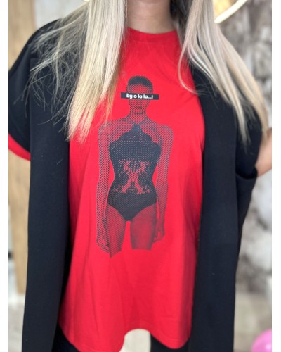 T-shirt z modelką w body By o la la...! red kiss
