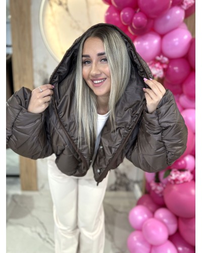 Pikowana kurtka z bufiastym rękawem By o la la...! kakao