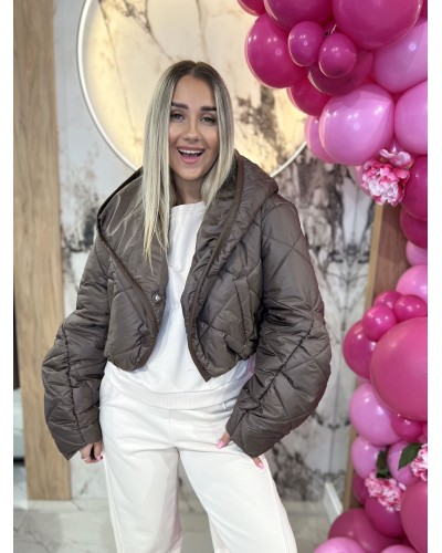 Pikowana kurtka z bufiastym rękawem By o la la...! kakao