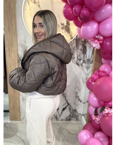 Pikowana kurtka z bufiastym rękawem By o la la...! kakao