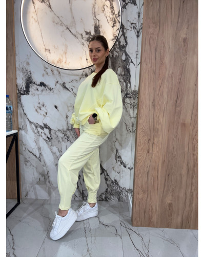 Spodnie dresowe z wywijaną gumą By o la la...! sunshine