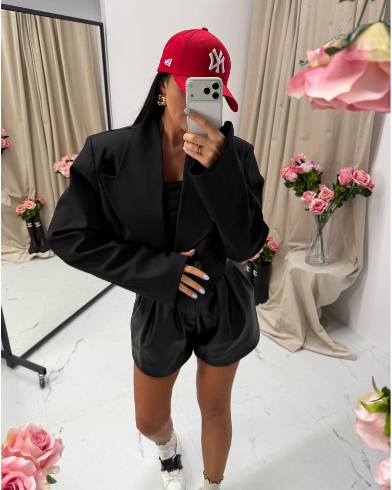 Spodenki skórzane regulowane La Milla czarne