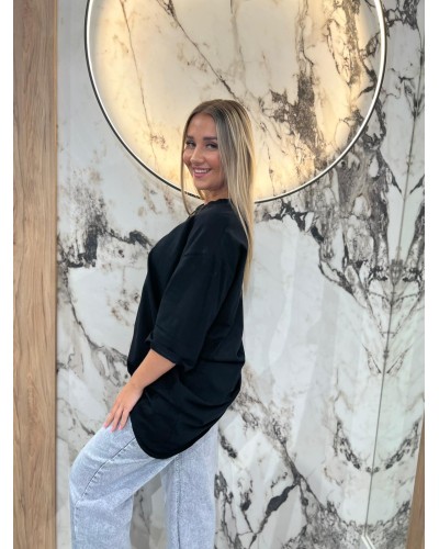 T-shirt z modelką By o la la...! czarny