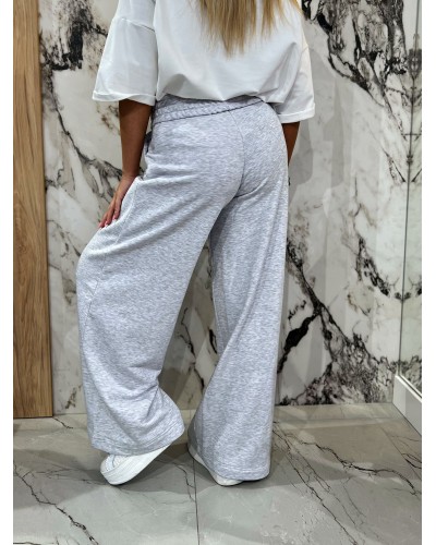 Spodnie dresowe z szeroką nogawką By o la la...! szary melanż