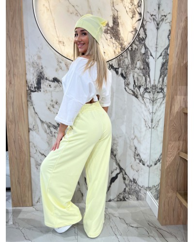 Spodnie dresowe z szeroką nogawką By o la la...! sunshine