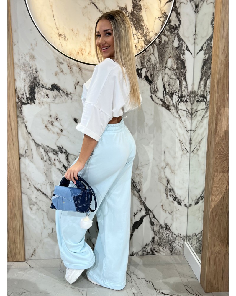 Spodnie dresowe z szeroką nogawką By o la la...! blue mint