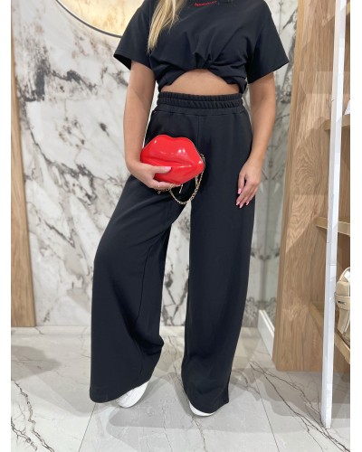 Spodnie dresowe z szeroką nogawką By o la la...! czarne