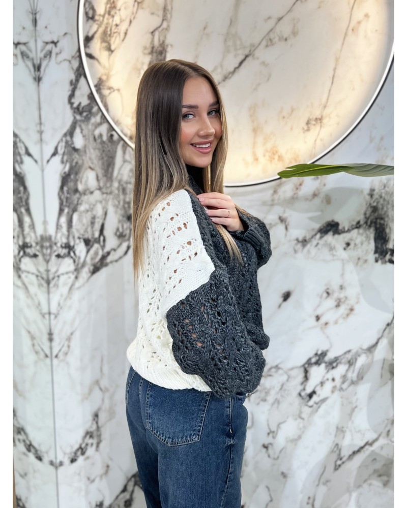 Sweter ażurowy warkocz By o la la...! smoke grey z perłą