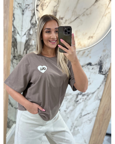 T-shirt z logowanym sercem By o la la...! kakao