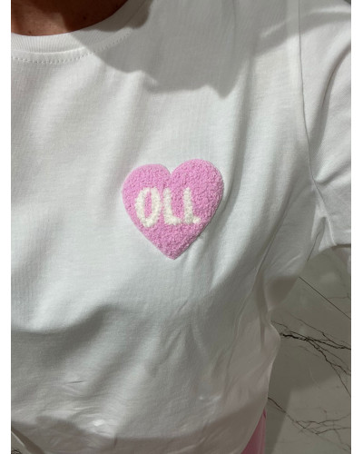T-shirt z logowanym sercem By o la la...! śmietana z sugar pink