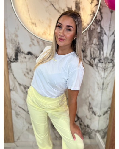 T-shirt z napisem By o la la...! biały z sunshine