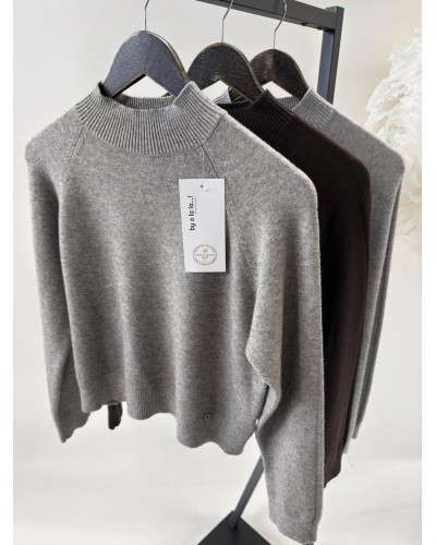 Sweter z golfem By o la la...! beżowy