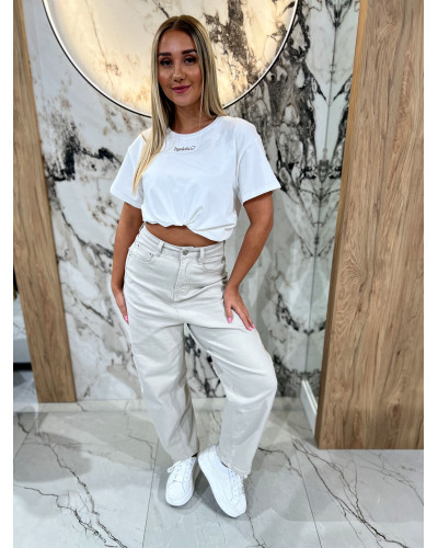 T-shirt z napisem By o la la...! biały z kakao